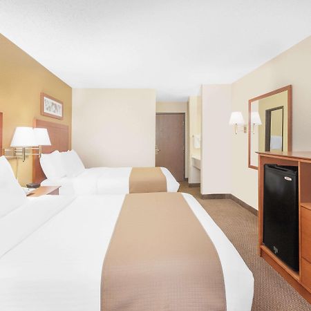 Baymont By Wyndham Port Huron Eksteriør bilde